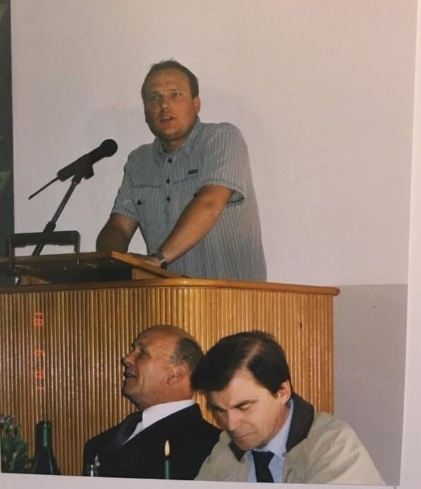 Michael Vangstrup holder afgangstale, 2001